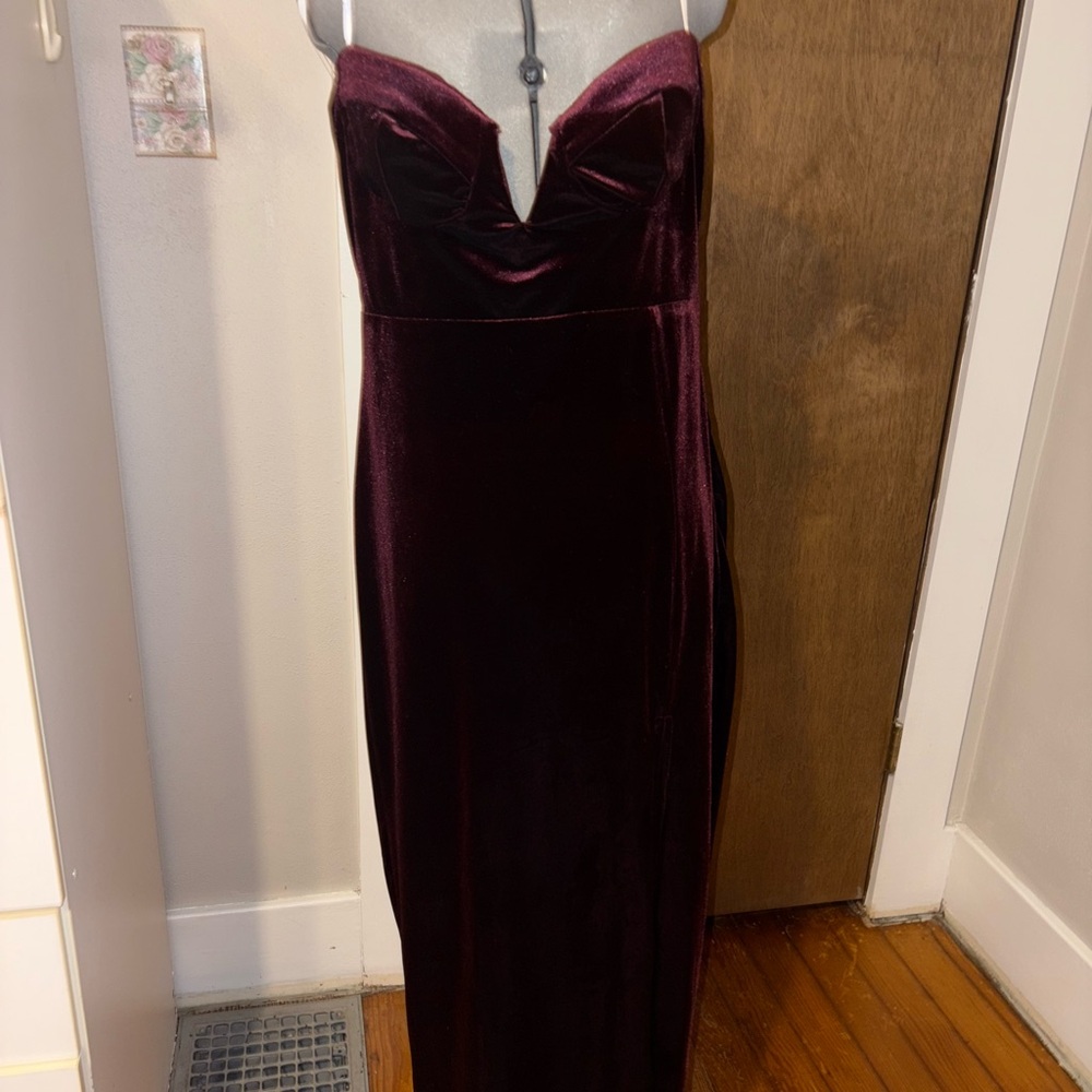 Maroon midi velvet size large